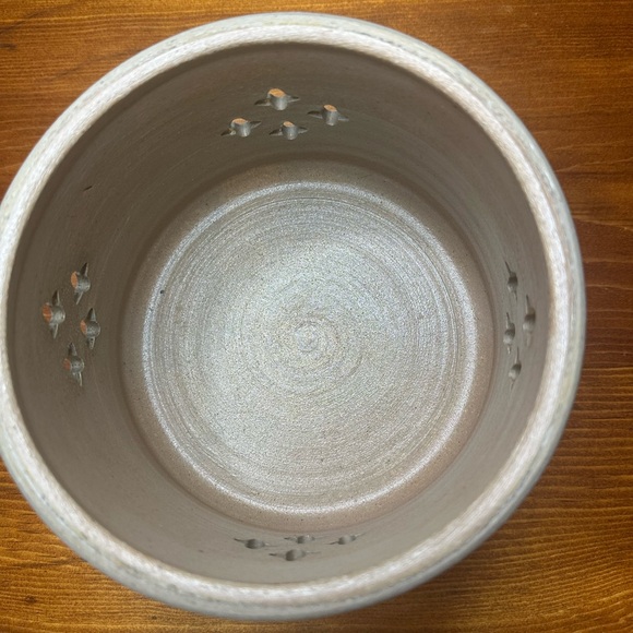 NWOB Wisconsin Pottery 6” Bowl Candleholder Ceramic Quatrefoil Maker’s Mark - Picture 2 of 9